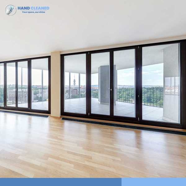 Windows interiors Cleaning 3 - 4 panels